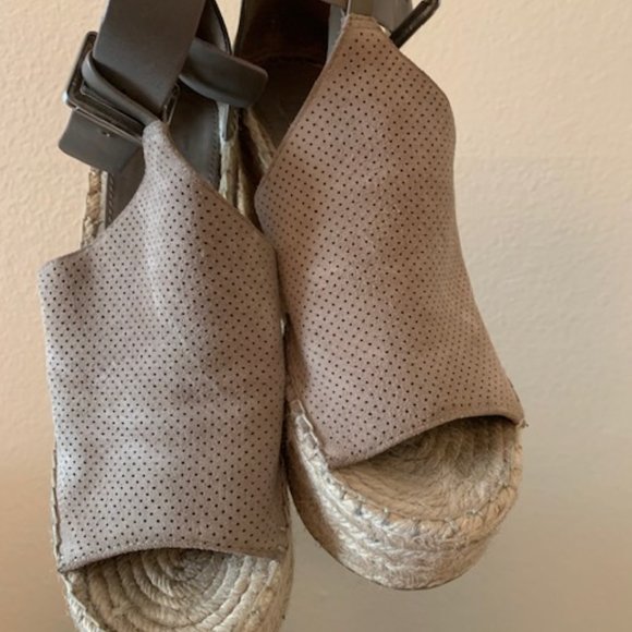 Marc Fisher LTD Annie Perforated Espadrille Platform Wedge Mushroom Suede - Picture 3 of 3